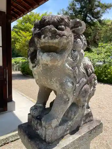 日岡神社の狛犬