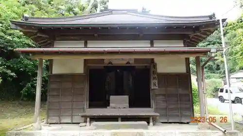 極楽寺（霊鷲山感應院極楽律寺）の末社