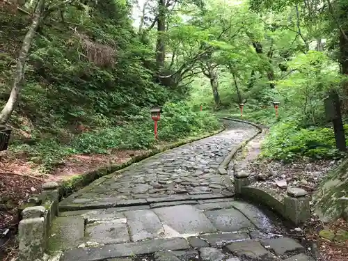 大神山神社奥宮の建物その他