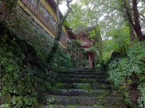 柞原八幡宮のその他建物
