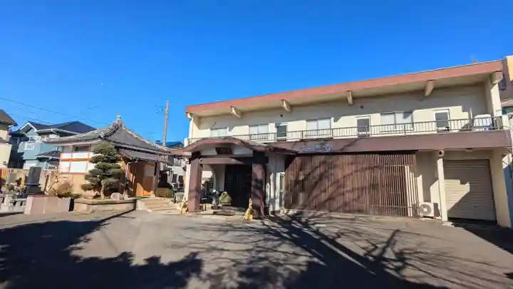 海徳寺の本殿・本堂