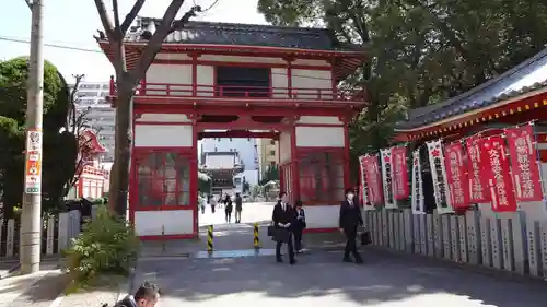 大須観音 （北野山真福寺宝生院）の山門