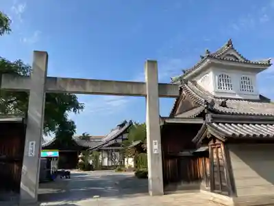 本徳寺の山門・神門