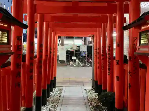 高石稲荷神社の鳥居