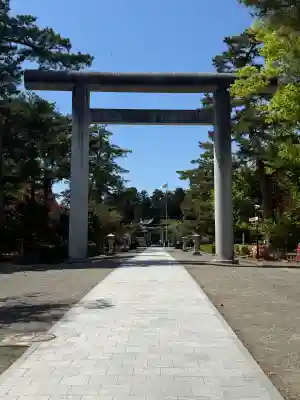 荘内神社の{uncategorized: "未分類", other: "その他", undefined: "問題あり", building: "その他建物", grave: "お墓", sacred_gate: "鳥居", guardian: "狛犬", statue: "像", buddha: "仏像", history: "歴史", nature: "自然", garden: "庭園", animal: "動物", pagoda: "塔", temizu: "手水舎", mountain_gate: "山門・神門", sanctuary: "本殿・本堂", subordinate: "末社・摂社", art: "芸術", scenery: "景色", jizo: "地蔵", ema: "絵馬", goshuin: "御朱印", omikuji: "おみくじ", items: "授与品その他", amulet: "お守り", goshuincho: "御朱印帳", eats: "食事", festival: "お祭り", votive_dance: "神楽", shichigosan: "七五三参", wedding: "結婚式", experience: "体験その他", initially: "初詣", around: "周辺", anti_infection: "感染症対策"}