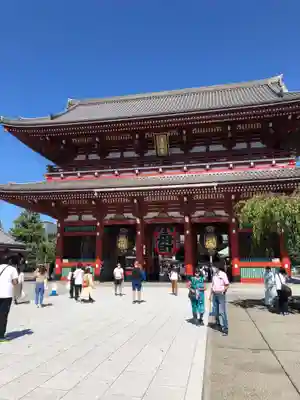 浅草寺の山門・神門
