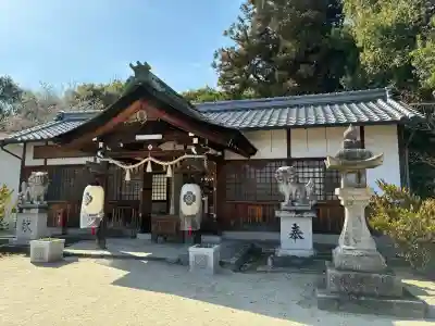 宗我坐宗我都比古神社の{uncategorized: "未分類", other: "その他", undefined: "問題あり", building: "その他建物", grave: "お墓", sacred_gate: "鳥居", guardian: "狛犬", statue: "像", buddha: "仏像", history: "歴史", nature: "自然", garden: "庭園", animal: "動物", pagoda: "塔", temizu: "手水舎", mountain_gate: "山門・神門", sanctuary: "本殿・本堂", subordinate: "末社・摂社", art: "芸術", scenery: "景色", jizo: "地蔵", ema: "絵馬", goshuin: "御朱印", omikuji: "おみくじ", items: "授与品その他", amulet: "お守り", goshuincho: "御朱印帳", eats: "食事", festival: "お祭り", votive_dance: "神楽", shichigosan: "七五三参", wedding: "結婚式", experience: "体験その他", initially: "初詣", around: "周辺", anti_infection: "感染症対策"}