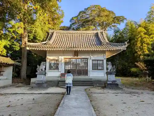 篠田神社の本殿・本堂