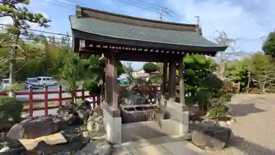 埴生神社の手水舎