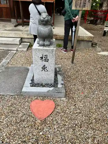 三輪神社の狛犬