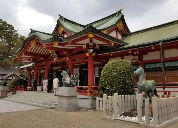 西宮神社の本殿・本堂