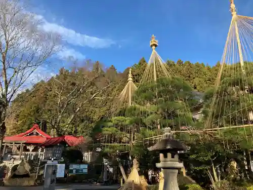 金蛇水神社の庭園