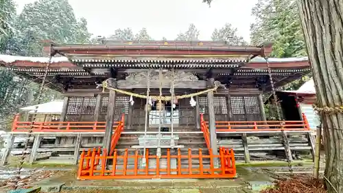 鼬幣稲荷神社(岩手県)