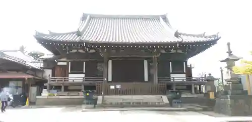 観音寺の本殿・本堂