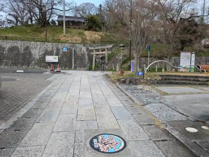 王子神社の{uncategorized: "未分類", other: "その他", undefined: "問題あり", building: "その他建物", grave: "お墓", sacred_gate: "鳥居", guardian: "狛犬", statue: "像", buddha: "仏像", history: "歴史", nature: "自然", garden: "庭園", animal: "動物", pagoda: "塔", temizu: "手水舎", mountain_gate: "山門・神門", sanctuary: "本殿・本堂", subordinate: "末社・摂社", art: "芸術", scenery: "景色", jizo: "地蔵", ema: "絵馬", goshuin: "御朱印", omikuji: "おみくじ", items: "授与品その他", amulet: "お守り", goshuincho: "御朱印帳", eats: "食事", festival: "お祭り", votive_dance: "神楽", shichigosan: "七五三参", wedding: "結婚式", experience: "体験その他", initially: "初詣", around: "周辺", anti_infection: "感染症対策"}