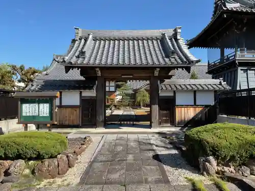 宗栄寺の山門・神門