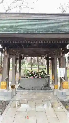 彌彦神社　(伊夜日子神社)の手水舎
