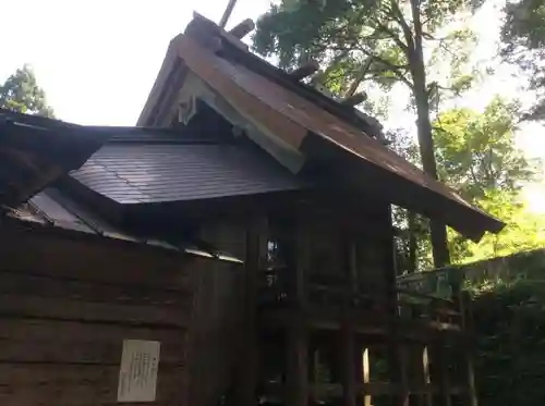 温泉神社の本殿・本堂