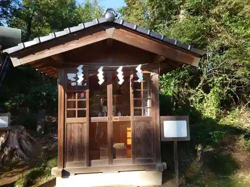 境香取神社の末社