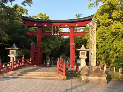 氣比神宮の{uncategorized: "未分類", other: "その他", undefined: "問題あり", building: "その他建物", grave: "お墓", sacred_gate: "鳥居", guardian: "狛犬", statue: "像", buddha: "仏像", history: "歴史", nature: "自然", garden: "庭園", animal: "動物", pagoda: "塔", temizu: "手水舎", mountain_gate: "山門・神門", sanctuary: "本殿・本堂", subordinate: "末社・摂社", art: "芸術", scenery: "景色", jizo: "地蔵", ema: "絵馬", goshuin: "御朱印", omikuji: "おみくじ", items: "授与品その他", amulet: "お守り", goshuincho: "御朱印帳", eats: "食事", festival: "お祭り", votive_dance: "神楽", shichigosan: "七五三参", wedding: "結婚式", experience: "体験その他", initially: "初詣", around: "周辺", anti_infection: "感染症対策"}