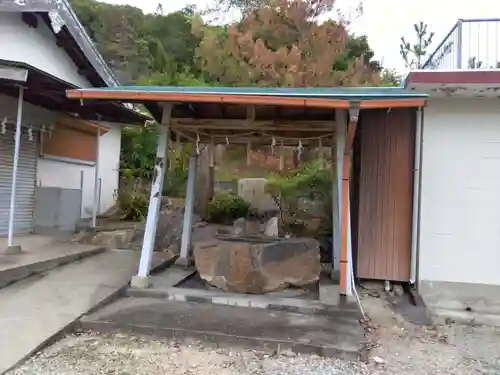 陸天満宮の手水舎