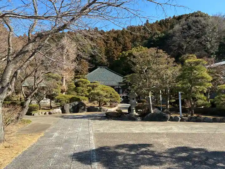 大長寺の{uncategorized: "未分類", other: "その他", undefined: "問題あり", building: "その他建物", grave: "お墓", sacred_gate: "鳥居", guardian: "狛犬", statue: "像", buddha: "仏像", history: "歴史", nature: "自然", garden: "庭園", animal: "動物", pagoda: "塔", temizu: "手水舎", mountain_gate: "山門・神門", sanctuary: "本殿・本堂", subordinate: "末社・摂社", art: "芸術", scenery: "景色", jizo: "地蔵", ema: "絵馬", goshuin: "御朱印", omikuji: "おみくじ", items: "授与品その他", amulet: "お守り", goshuincho: "御朱印帳", eats: "食事", festival: "お祭り", votive_dance: "神楽", shichigosan: "七五三参", wedding: "結婚式", experience: "体験その他", initially: "初詣", around: "周辺", anti_infection: "感染症対策"}