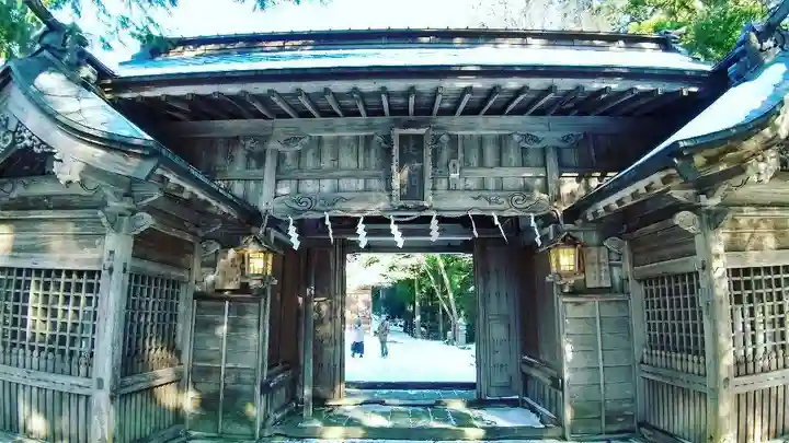 菅船神社の山門・神門