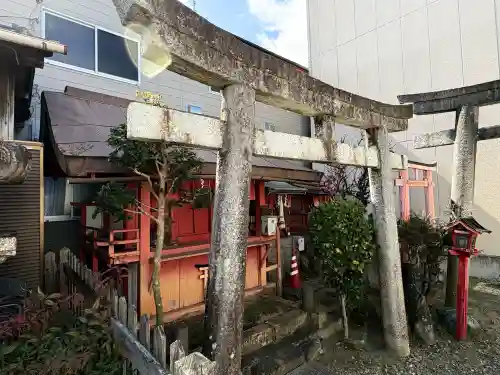 天満宮の{uncategorized: "未分類", other: "その他", undefined: "問題あり", building: "その他建物", grave: "お墓", sacred_gate: "鳥居", guardian: "狛犬", statue: "像", buddha: "仏像", history: "歴史", nature: "自然", garden: "庭園", animal: "動物", pagoda: "塔", temizu: "手水舎", mountain_gate: "山門・神門", sanctuary: "本殿・本堂", subordinate: "末社・摂社", art: "芸術", scenery: "景色", jizo: "地蔵", ema: "絵馬", goshuin: "御朱印", omikuji: "おみくじ", items: "授与品その他", amulet: "お守り", goshuincho: "御朱印帳", eats: "食事", festival: "お祭り", votive_dance: "神楽", shichigosan: "七五三参", wedding: "結婚式", experience: "体験その他", initially: "初詣", around: "周辺", anti_infection: "感染症対策"}