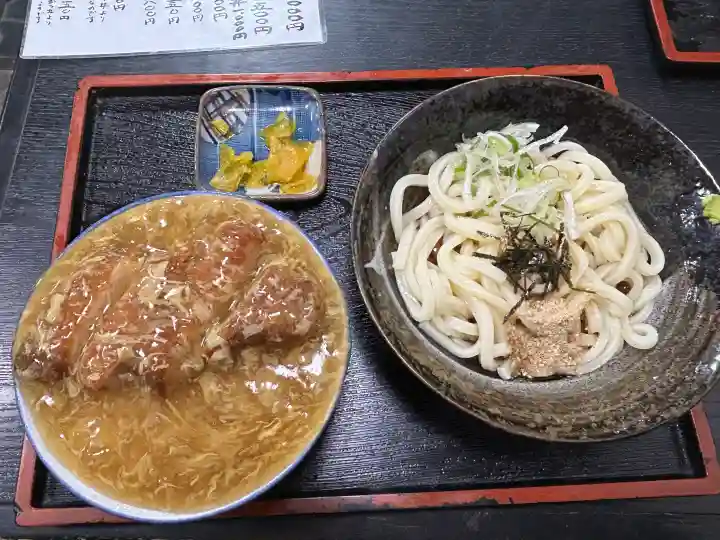 荷機稲荷神社の{uncategorized: "未分類", other: "その他", undefined: "問題あり", building: "その他建物", grave: "お墓", sacred_gate: "鳥居", guardian: "狛犬", statue: "像", buddha: "仏像", history: "歴史", nature: "自然", garden: "庭園", animal: "動物", pagoda: "塔", temizu: "手水舎", mountain_gate: "山門・神門", sanctuary: "本殿・本堂", subordinate: "末社・摂社", art: "芸術", scenery: "景色", jizo: "地蔵", ema: "絵馬", goshuin: "御朱印", omikuji: "おみくじ", items: "授与品その他", amulet: "お守り", goshuincho: "御朱印帳", eats: "食事", festival: "お祭り", votive_dance: "神楽", shichigosan: "七五三参", wedding: "結婚式", experience: "体験その他", initially: "初詣", around: "周辺", anti_infection: "感染症対策"}