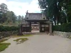 真楽寺の山門