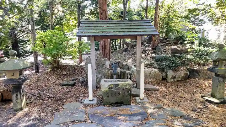 芽生神社の手水舎