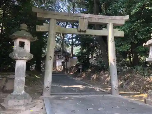 宇奈多理坐高御魂神社の鳥居