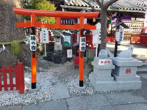 鴻神社の鳥居