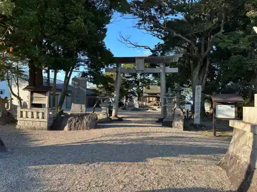 酒人神社の鳥居