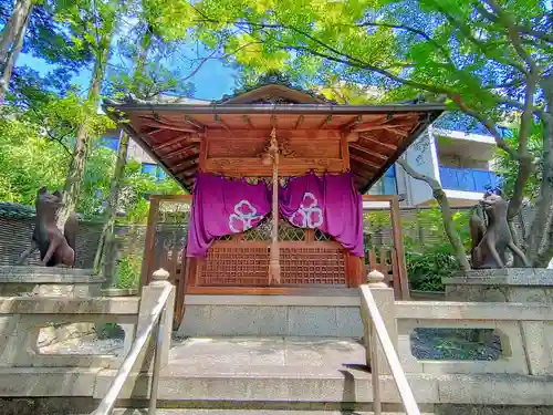 豊彦稲荷社（法王町）の本殿・本堂