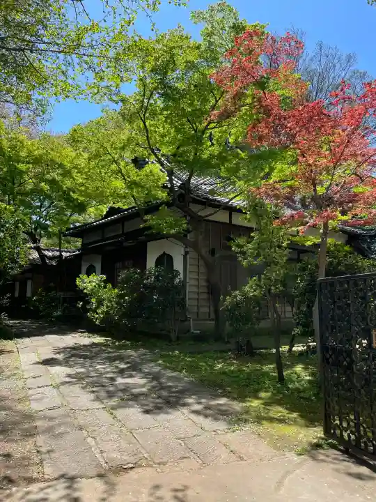久成寺の{uncategorized: "未分類", other: "その他", undefined: "問題あり", building: "その他建物", grave: "お墓", sacred_gate: "鳥居", guardian: "狛犬", statue: "像", buddha: "仏像", history: "歴史", nature: "自然", garden: "庭園", animal: "動物", pagoda: "塔", temizu: "手水舎", mountain_gate: "山門・神門", sanctuary: "本殿・本堂", subordinate: "末社・摂社", art: "芸術", scenery: "景色", jizo: "地蔵", ema: "絵馬", goshuin: "御朱印", omikuji: "おみくじ", items: "授与品その他", amulet: "お守り", goshuincho: "御朱印帳", eats: "食事", festival: "お祭り", votive_dance: "神楽", shichigosan: "七五三参", wedding: "結婚式", experience: "体験その他", initially: "初詣", around: "周辺", anti_infection: "感染症対策"}