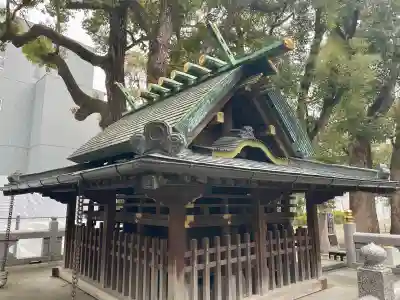 熊野神社の{uncategorized: "未分類", other: "その他", undefined: "問題あり", building: "その他建物", grave: "お墓", sacred_gate: "鳥居", guardian: "狛犬", statue: "像", buddha: "仏像", history: "歴史", nature: "自然", garden: "庭園", animal: "動物", pagoda: "塔", temizu: "手水舎", mountain_gate: "山門・神門", sanctuary: "本殿・本堂", subordinate: "末社・摂社", art: "芸術", scenery: "景色", jizo: "地蔵", ema: "絵馬", goshuin: "御朱印", omikuji: "おみくじ", items: "授与品その他", amulet: "お守り", goshuincho: "御朱印帳", eats: "食事", festival: "お祭り", votive_dance: "神楽", shichigosan: "七五三参", wedding: "結婚式", experience: "体験その他", initially: "初詣", around: "周辺", anti_infection: "感染症対策"}