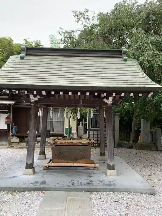 諏訪神社の手水舎