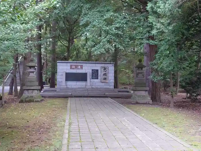 音更神社の建物その他