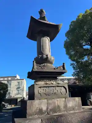 宗隆寺の{uncategorized: "未分類", other: "その他", undefined: "問題あり", building: "その他建物", grave: "お墓", sacred_gate: "鳥居", guardian: "狛犬", statue: "像", buddha: "仏像", history: "歴史", nature: "自然", garden: "庭園", animal: "動物", pagoda: "塔", temizu: "手水舎", mountain_gate: "山門・神門", sanctuary: "本殿・本堂", subordinate: "末社・摂社", art: "芸術", scenery: "景色", jizo: "地蔵", ema: "絵馬", goshuin: "御朱印", omikuji: "おみくじ", items: "授与品その他", amulet: "お守り", goshuincho: "御朱印帳", eats: "食事", festival: "お祭り", votive_dance: "神楽", shichigosan: "七五三参", wedding: "結婚式", experience: "体験その他", initially: "初詣", around: "周辺", anti_infection: "感染症対策"}