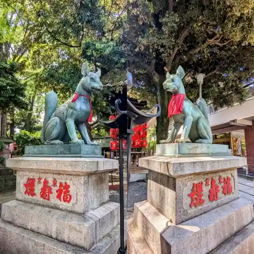 豊川稲荷東京別院の狛犬