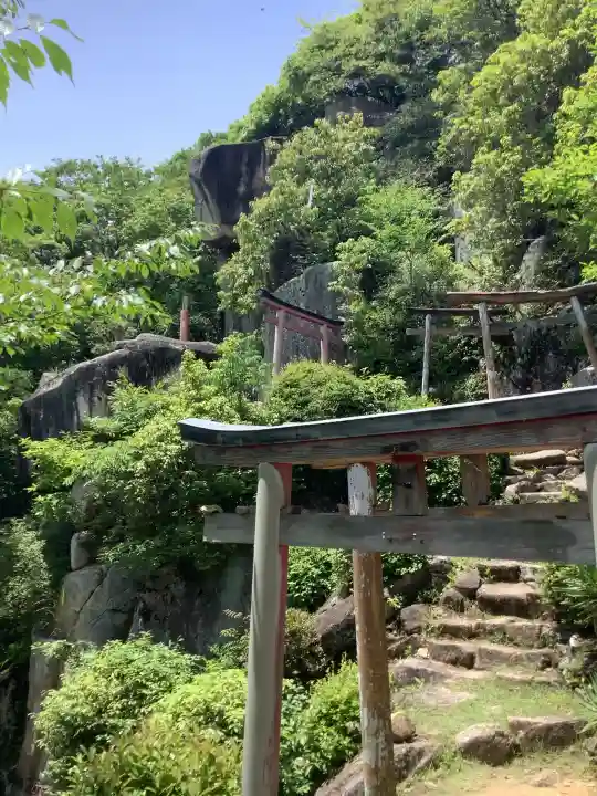 一乗寺の{uncategorized: "未分類", other: "その他", undefined: "問題あり", building: "その他建物", grave: "お墓", sacred_gate: "鳥居", guardian: "狛犬", statue: "像", buddha: "仏像", history: "歴史", nature: "自然", garden: "庭園", animal: "動物", pagoda: "塔", temizu: "手水舎", mountain_gate: "山門・神門", sanctuary: "本殿・本堂", subordinate: "末社・摂社", art: "芸術", scenery: "景色", jizo: "地蔵", ema: "絵馬", goshuin: "御朱印", omikuji: "おみくじ", items: "授与品その他", amulet: "お守り", goshuincho: "御朱印帳", eats: "食事", festival: "お祭り", votive_dance: "神楽", shichigosan: "七五三参", wedding: "結婚式", experience: "体験その他", initially: "初詣", around: "周辺", anti_infection: "感染症対策"}