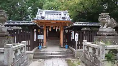 伊豆神社の山門・神門