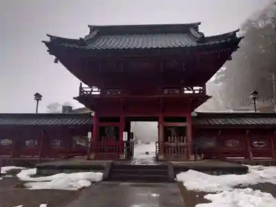 中禅寺の山門・神門
