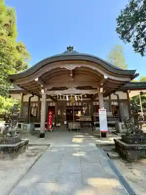 大村神社の{uncategorized: "未分類", other: "その他", undefined: "問題あり", building: "その他建物", grave: "お墓", sacred_gate: "鳥居", guardian: "狛犬", statue: "像", buddha: "仏像", history: "歴史", nature: "自然", garden: "庭園", animal: "動物", pagoda: "塔", temizu: "手水舎", mountain_gate: "山門・神門", sanctuary: "本殿・本堂", subordinate: "末社・摂社", art: "芸術", scenery: "景色", jizo: "地蔵", ema: "絵馬", goshuin: "御朱印", omikuji: "おみくじ", items: "授与品その他", amulet: "お守り", goshuincho: "御朱印帳", eats: "食事", festival: "お祭り", votive_dance: "神楽", shichigosan: "七五三参", wedding: "結婚式", experience: "体験その他", initially: "初詣", around: "周辺", anti_infection: "感染症対策"}