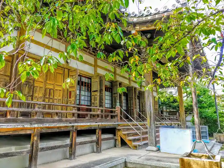 安養寺の本殿・本堂