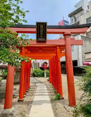 三輪神社の鳥居