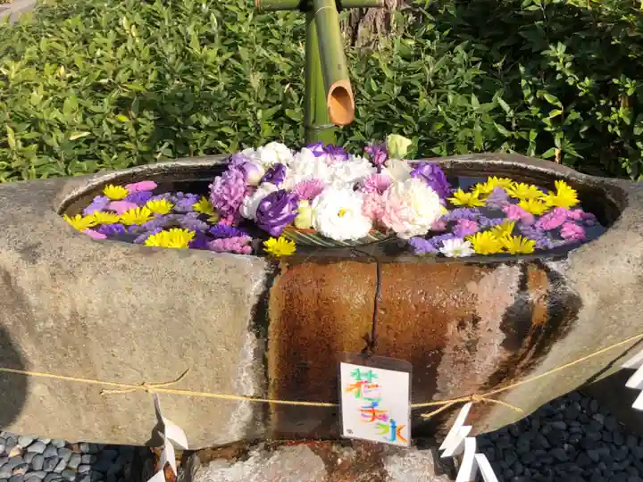 伊和志津神社の手水舎
