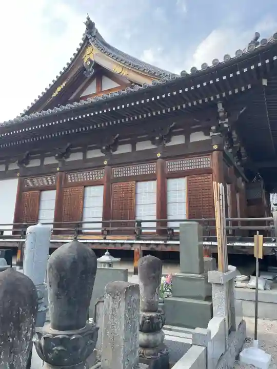 浄念寺の{uncategorized: "未分類", other: "その他", undefined: "問題あり", building: "その他建物", grave: "お墓", sacred_gate: "鳥居", guardian: "狛犬", statue: "像", buddha: "仏像", history: "歴史", nature: "自然", garden: "庭園", animal: "動物", pagoda: "塔", temizu: "手水舎", mountain_gate: "山門・神門", sanctuary: "本殿・本堂", subordinate: "末社・摂社", art: "芸術", scenery: "景色", jizo: "地蔵", ema: "絵馬", goshuin: "御朱印", omikuji: "おみくじ", items: "授与品その他", amulet: "お守り", goshuincho: "御朱印帳", eats: "食事", festival: "お祭り", votive_dance: "神楽", shichigosan: "七五三参", wedding: "結婚式", experience: "体験その他", initially: "初詣", around: "周辺", anti_infection: "感染症対策"}