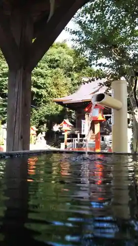 尾曳稲荷神社の手水